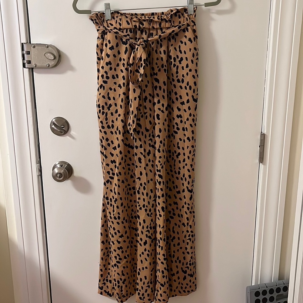 Lulus cheetah print trousers